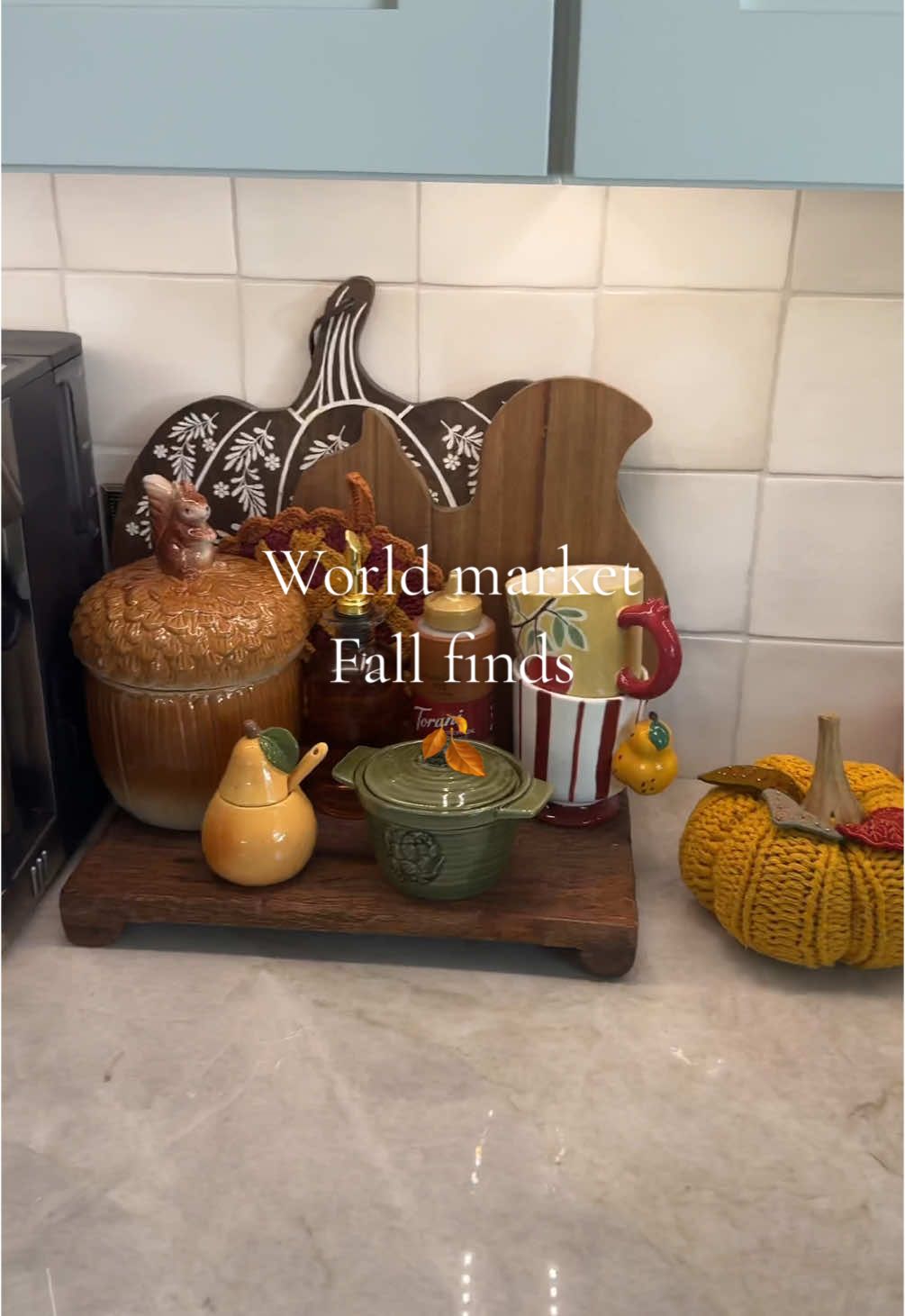 Restocking for coziest season 🥧🍂 everything shown is from @World Market #worldmarketfinds #worldmarketpartner #fallcoffeestation #PumpkinSpice #FallDecor #halloweendecor #organizing #fallrestock 