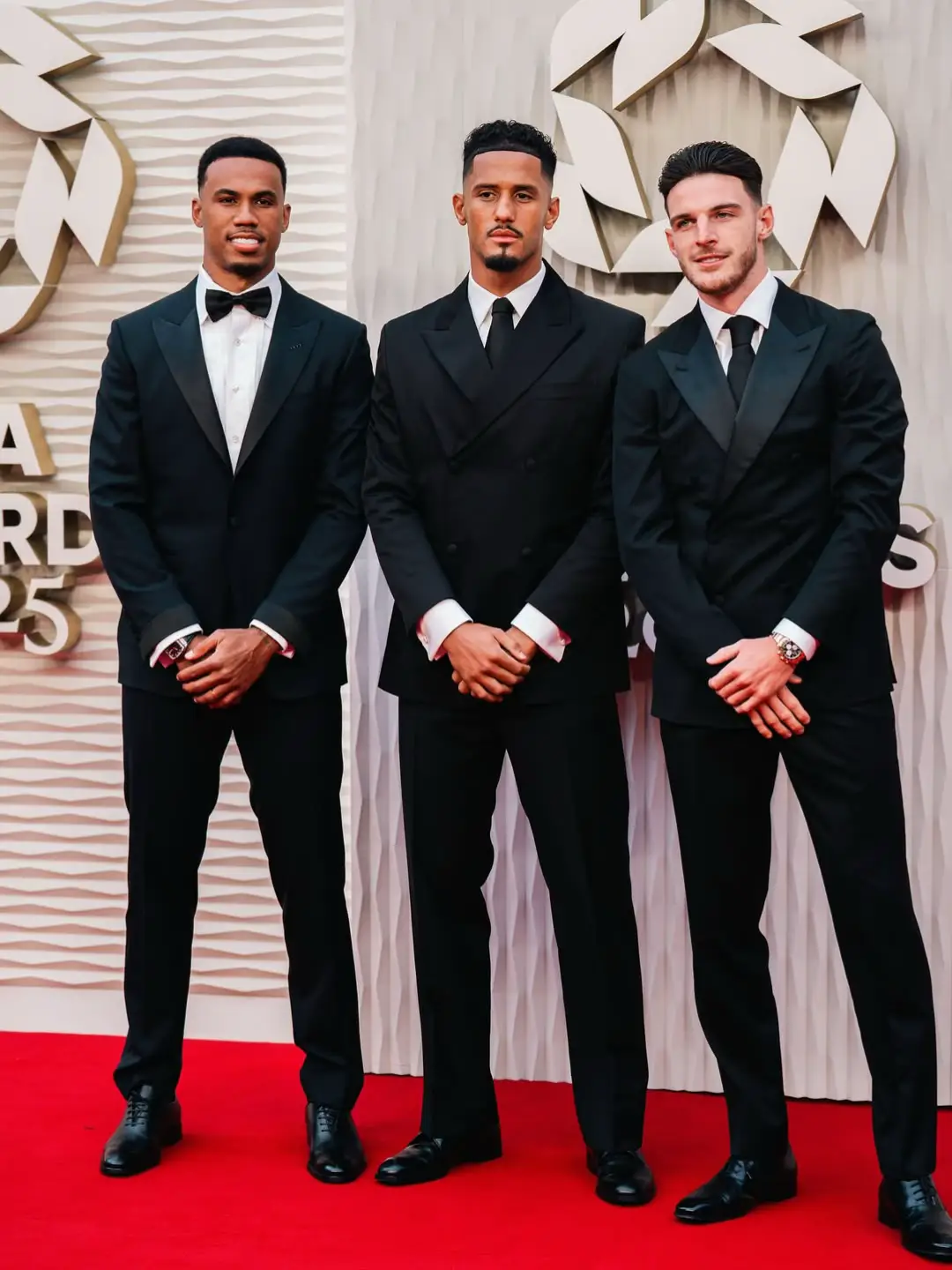 The ballers did not disappoint at the 2025 PFA Awards Red carpet.  Who pulled up the flyest? 😮‍💨
