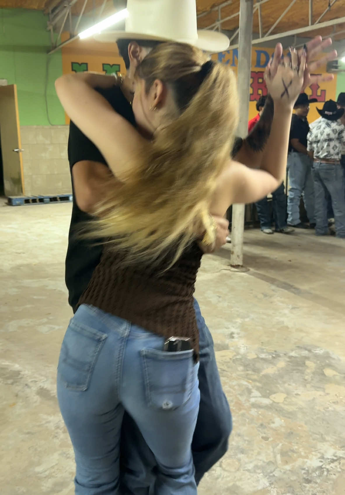La matraca 🔥 @Gomez Western Wear Shop #fyp #fypシ #huapangos #bailestiktok #fypシ゚viral  #paratii #parati  #explore #tribal #bailes #quinceñera #nortenas #texas #escapade200