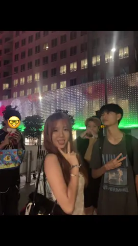 these damn photobombers