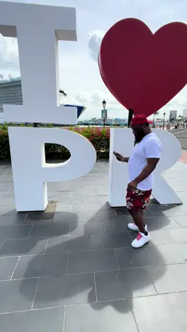 LEMME DO MY LIL DANCE IN PR 