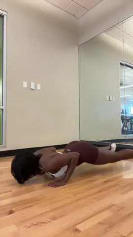 #pushupchallenge #gymgirlsoftiktok 