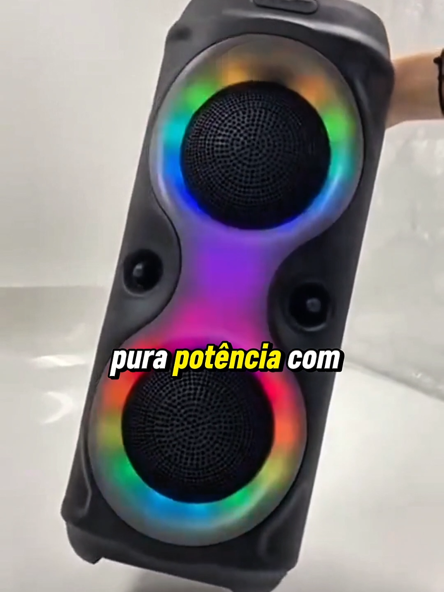 A festa NUNCA mais será a mesma! 🔥 Som potente, graves que batem forte e luzes RGB pra animar qualquer ambiente. #caixadesom #festaemcasa #sompotente #achadinhosonline #tecnologia