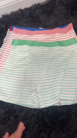 #tiktokshop #dulcecachorro #pantalonescortos Pantalones cortos con estampado de rayas para mujer, bragas casuales, cómodas y transpirables para uso diario, ropa interior para todas las estaciones, ropa interior para mujer