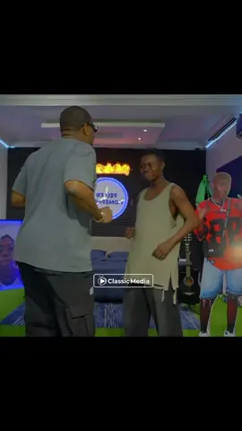 Caption this 🤣 @₱ɆⱠⱠɆⱤ @DjTunez 