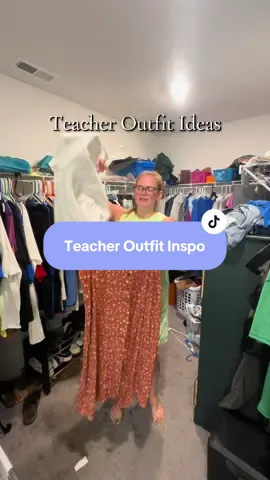 Week 2 of picking out outfits with you! #teachersoftiktok #teacheroutfitinspo #teacheroutfitsoftheweek #outfitideas #workoutfits 