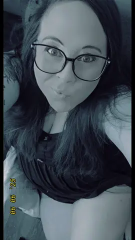 #CapCut #worthy #thickthighsprettyeyes #423 #bestisyettocome 