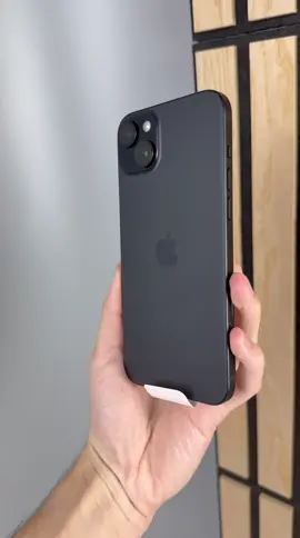 iPhone 15 Plus Black 256GB ⚙️ Усі функції працюють без нюансів - Face ID, True Tone 🔋Акб 100% 📦Були привезені з вторинного ринку Європи  📱Були перевірені через програму 3uTools  📞Працюють з усіма операторами - Neverlock ☁️iCloud чистий 💵Ціна 16500