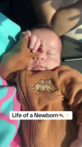 Love it😂🤏🏽✨💙 #fyp #lipsync #newborn #1monthold 