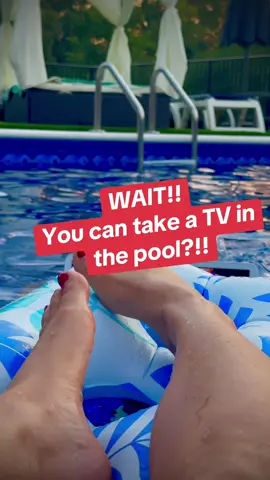 I can officially watch my favorite athletes ANYWHERE now… 🏊‍♂️💪 Even floating in the pool 😎 Huge shoutout to @SylvoxTV for making the coolest waterproof, portable TV I’ve ever seen. 🔥 ✅ Waterproof & built tough ✅ Wireless & rechargeable ✅ Crystal-clear picture even outdoors Game days just leveled up. 🏆 Where should I take it next? #SylvoxTV #PoolsideVibes #GameAnywhere #MonsterApproved @Sylvox 