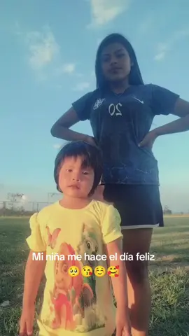 Casi se cae el celular kk😁🙃#cobijapandobolivia🤍💚🇧🇴 #paratiiiiiiiiiiiiiiiiiiiiiiiiiiiiiii #musica #linda 