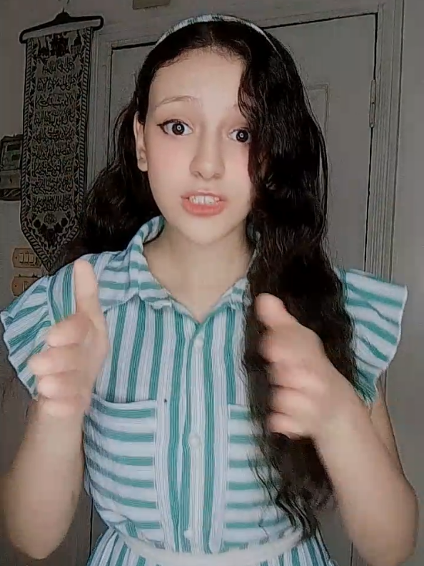 تاني تاني 😂  #ماشهير_تيك_توك #CapCut #tiktok #مشاهدات 