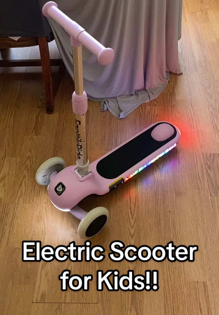 Fanttikride has a brand new electric scooter for kids and it’s a new favorite in our house! Highly recommend grabbing these before  they sell out around the holidays #fanttikride #electricscooter #kidselectricscooter #rideontoys #fanttikrideelectricscooter 