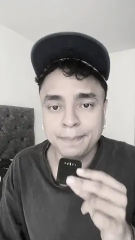 Emprender ha sido un reto gigante en mi vida pero jamás me voy a cansar de intentarlo de nuevo y las veces que sea necesario gracias a @Alii 🩷💭✨ por visibilizar lo que muchos pensamos si quieren más videos así los leo 🤭 #emprendimientos #marcasdebelleza #redessociales #redessociales #trend??tiktok 