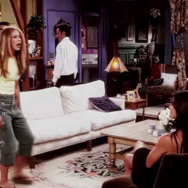 Friend’s so selfish she had to humble her after 20 years of silence. Also her rage in saying “fat friend’ was unmatched! #monicageller #monicagelleredit #friends #friendsedit #fyp 