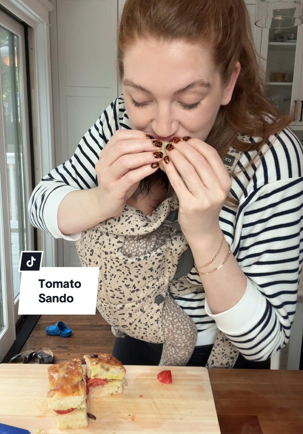 Intended to make a tomato sandwich video but really ended up making a video of what dinner time with young kids and a dog sounds like if you were curious  Today’s tomato sandwich recipe: “foccacia, garlic tarragon aioli, Campari tomatoes with lots of cracked pep & flaky salt”  Loved. Loved this one.  also really been loving our @BabyBjörn carrier lately  #tomatogirlsummer #tomatosandwich 