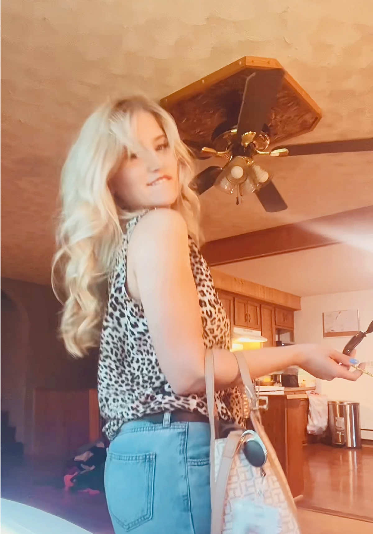 🤗