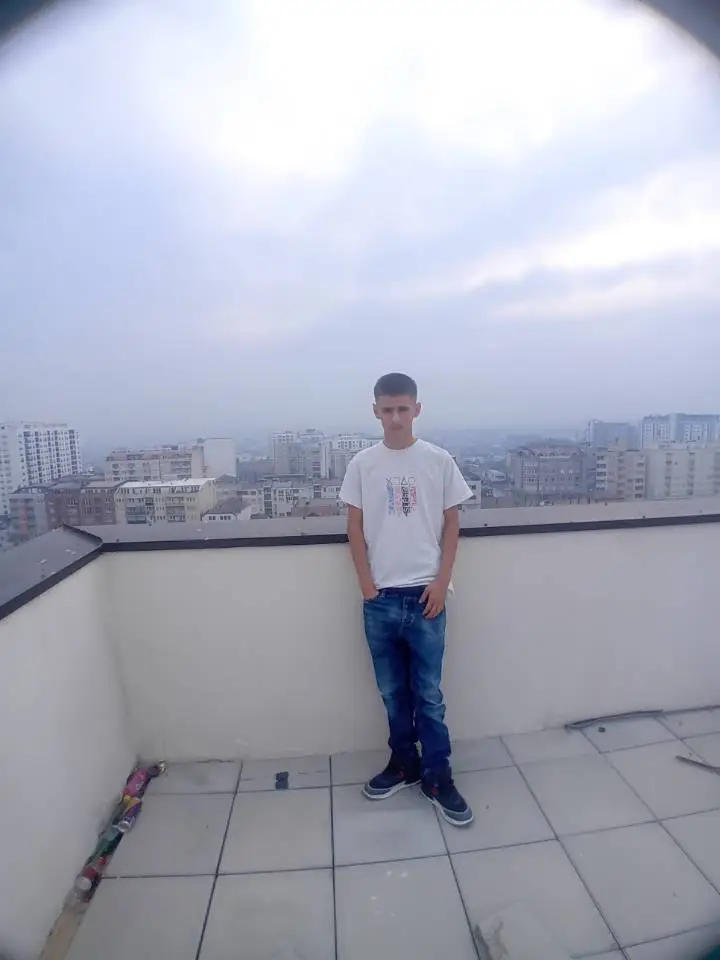 #05 #kaqanik #ferizaj05 #viral #dhezipahiri 