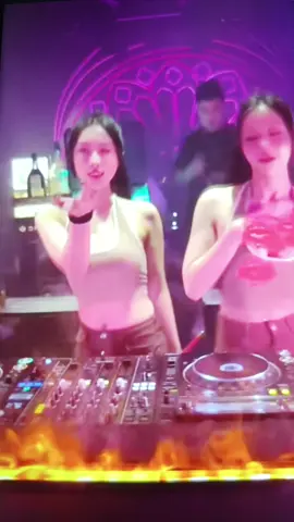 #🎶🎼🎧 #NHẠCHAYMỖINGÀY #NHẠCREMIX #DJMUSIC #💖💝💞💗💓💕💞💞 