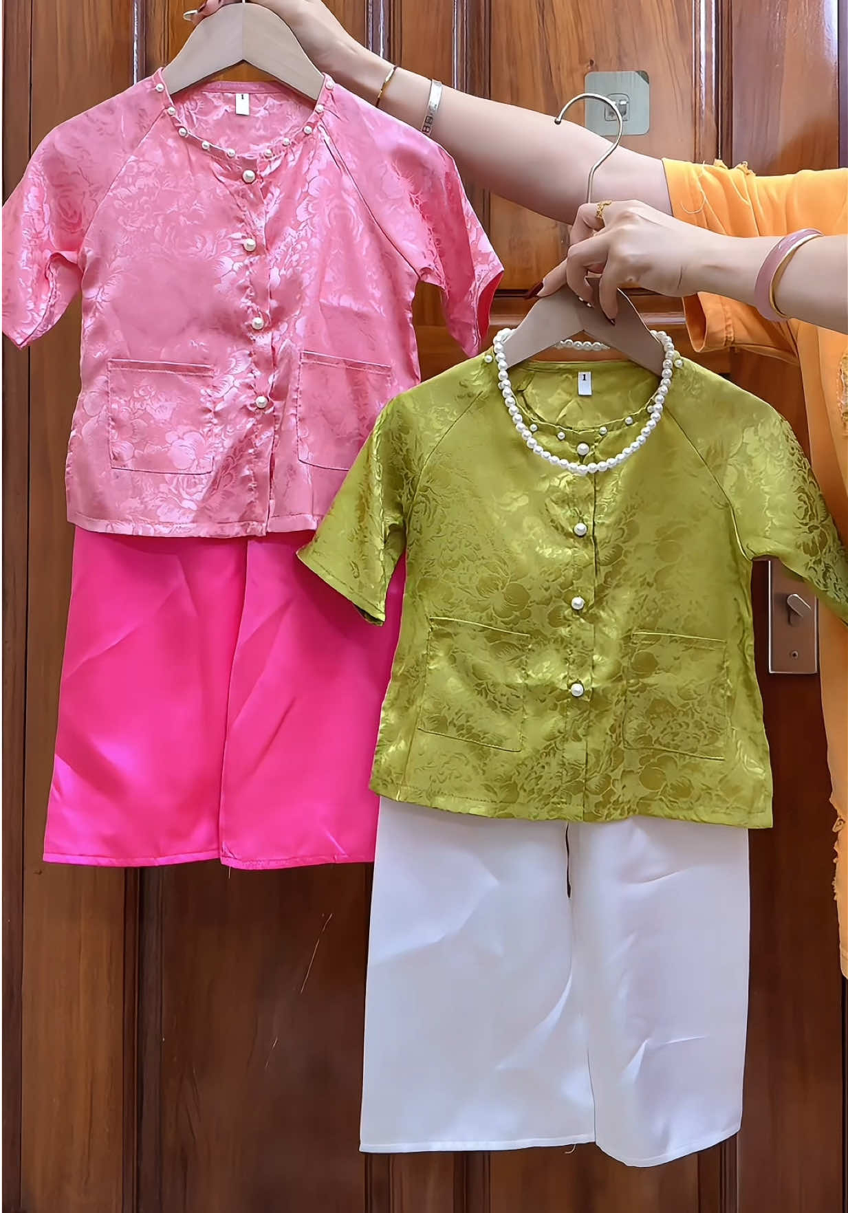 Bộ Áo bà ba Truyền thống cho bé #tiemmeken #bochobe #bobegai #bochobegai #bobabachobe 