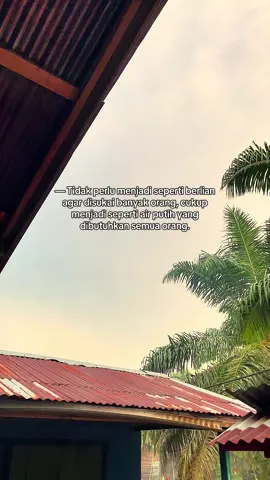 زهرا:لَا يَجِبُأَنْتَكُونَكَالجَوْهَرَةِ لِكَيْتُحَبّمِن قِبَلِ كَثِيرٍ مِنَالنّاسِ، بَلْكُنْكَالمَاءِ النّقِيِّ الّذِي يَحْتَاجُإِلَيْهِ الجَمِيعُ. #xybca #fyp #fypシ #masukberanda 