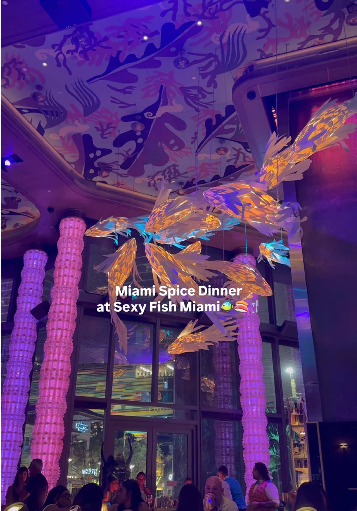 Dinner plans? Sexy Fish Miami Spice is waiting (till Sept 30) 🍸🍣  #sexyfishmiami #miamispice #sexyfish #miamirestaurants #miamieats 
