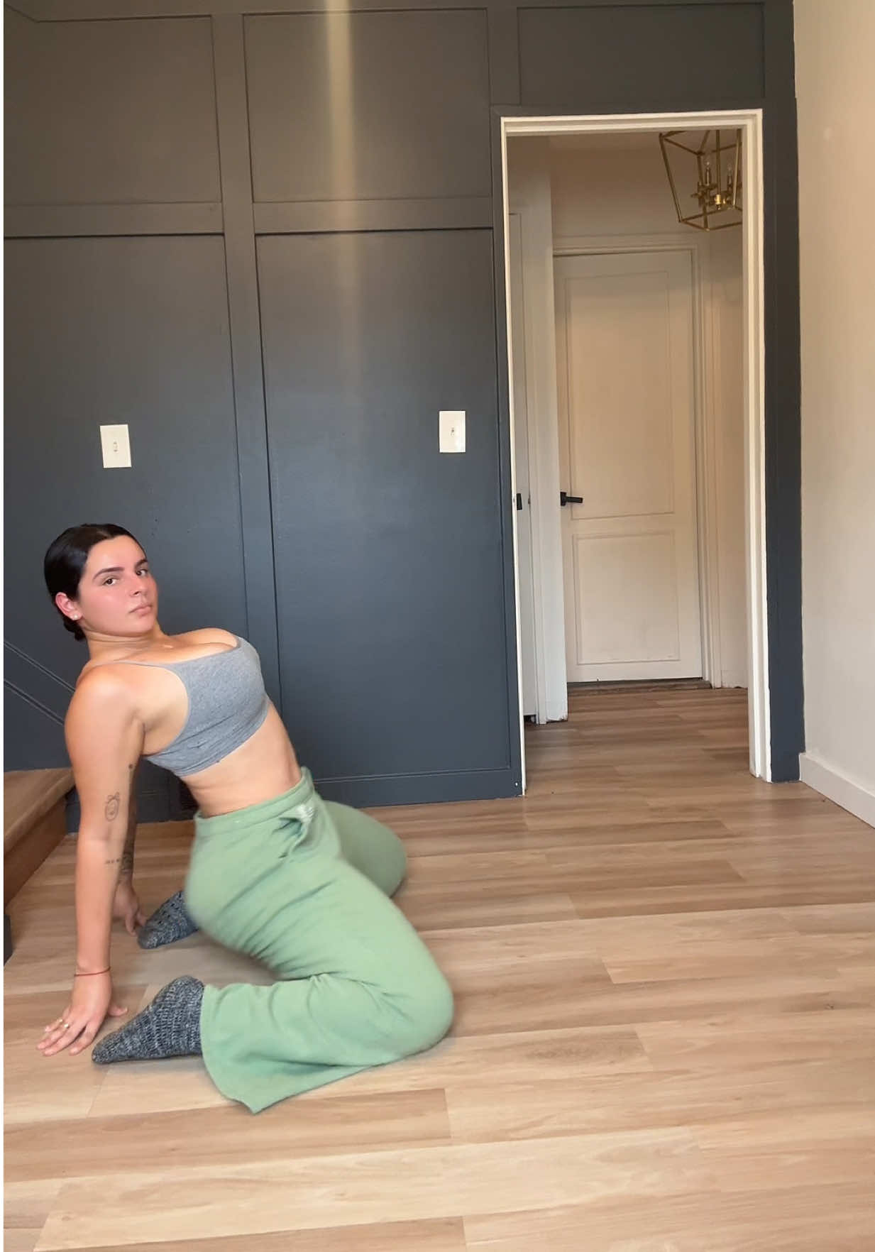 Did some cardio plus this little dance right after 😂 learning the dance itself was cardio lmao #viral #fyp #trending #MomsofTikTok #foryou 