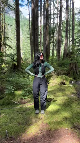 forest fit 🌿 #Hiking #gorpcore #hikingoutfit #washington 
