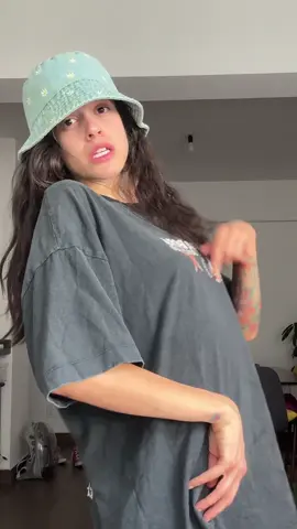 Y este rolon? 🔥💥 ni modo que no se bailoteara 