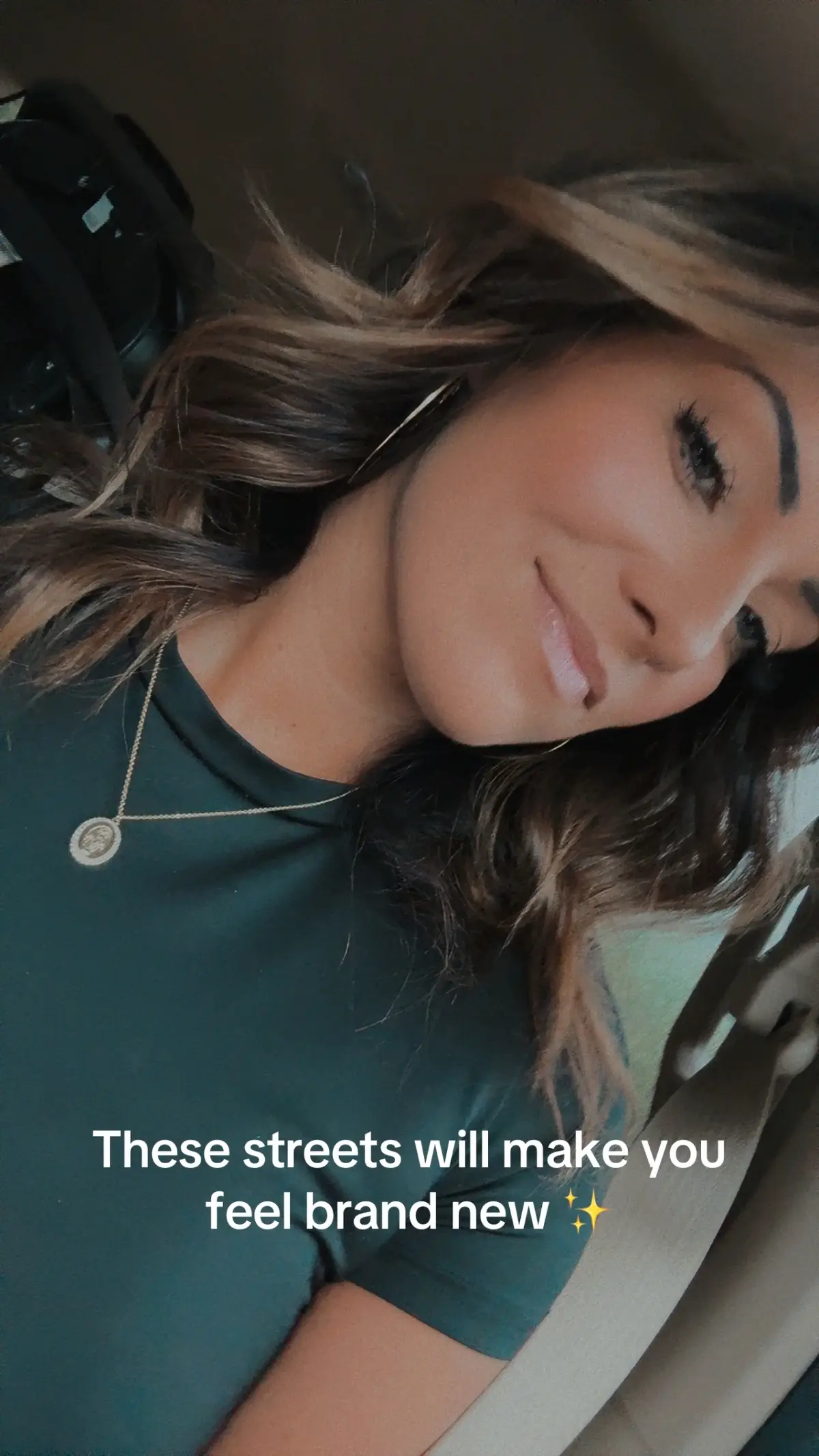 They told me I couldn’t do it. That I’d never make it. But here I am—raising a king, chasing my dreams, and proving them wrong every single day. ✨ This momma ended up with 2 degrees, a career, bought her own house, and travels the world with her kids. We doin’ the thang over here 😎 #teenmom #fyp #singlemom #mystory #parati 
