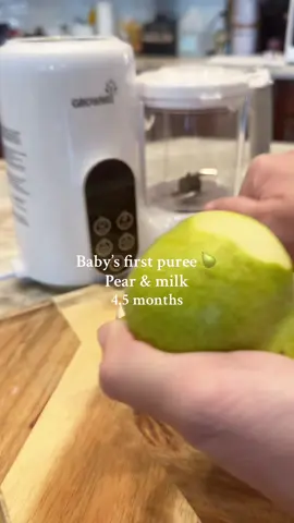 Baby’s first purée = success 🥹🍐 The @Grownsy Baby Food Maker + Steamer made this so easy. Steam + blend in one step, no extra pots or mess. Perfect for busy moms who still want homemade! #firstfoods #babyfood #babypuree #momlife #Grownsy