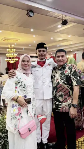 tetaplah bersinar.. #paskibrakaindonesia #paskibrakasumsel #griyaagungplalembang 