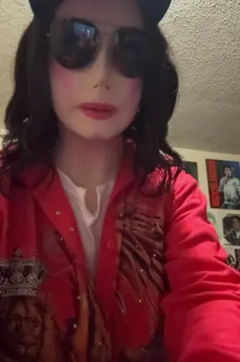 I know you laughed🤣.                      #michaeljackson #kingofpop #foryou #tiktok #fyp 