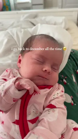 how will i have a 1 year old in 3 months 🥺🥺🥺  #newborn #baby #MomsofTikTok #babygirl #babytok 