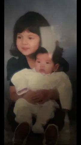 forever my baby; forever my bestfriend....being your bigg sister has forever been a blessing 💕 i love yaaa chump @Trinity🌹 #bigsisterlittlesister 