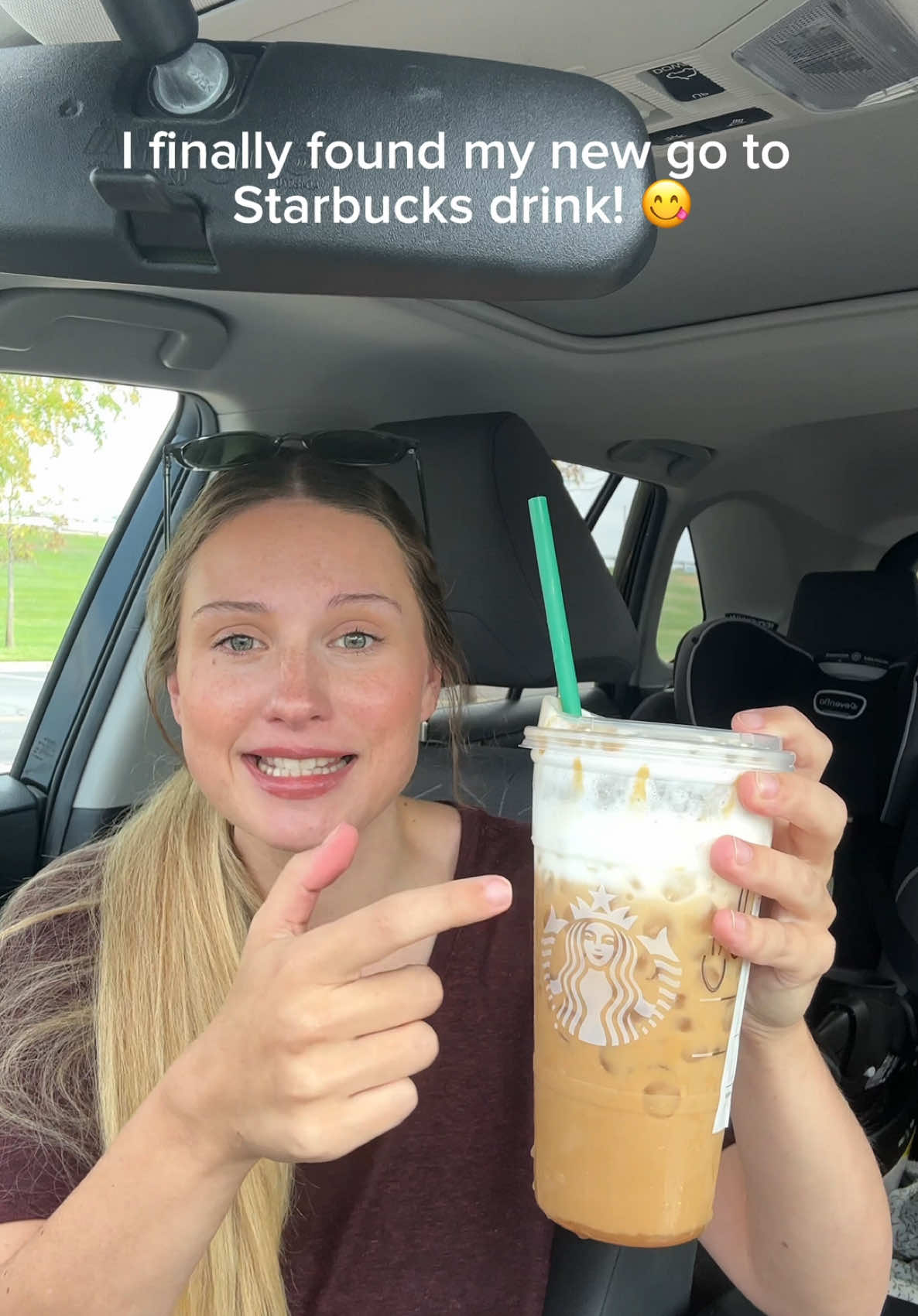 This might be my newest obsession, please go try this! 😋🙌🏻 #starbucks #coffeelovers #coffee #starbucksdrinks #icedcoffee #drinkreview #fyp #trendingnow #viral  