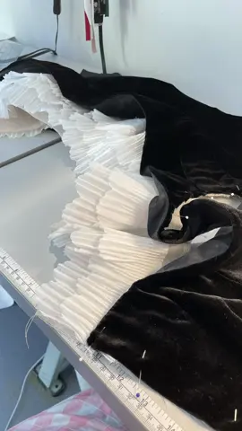 Someone talk me off a ledge. This bodice is the most complicated one I’ve ever made and I am so close to just throwing it all out - the only things stopping me are that (1) it looks like the sketch and (2) I’ve spent too much time on it to give up now. #fypシ #dressmaking #costumedesign #masqueradenyc #1950sfashion 