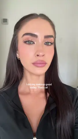 Should I do a tutorial?? #makeuptutorial #makeup #makeuptransformation 
