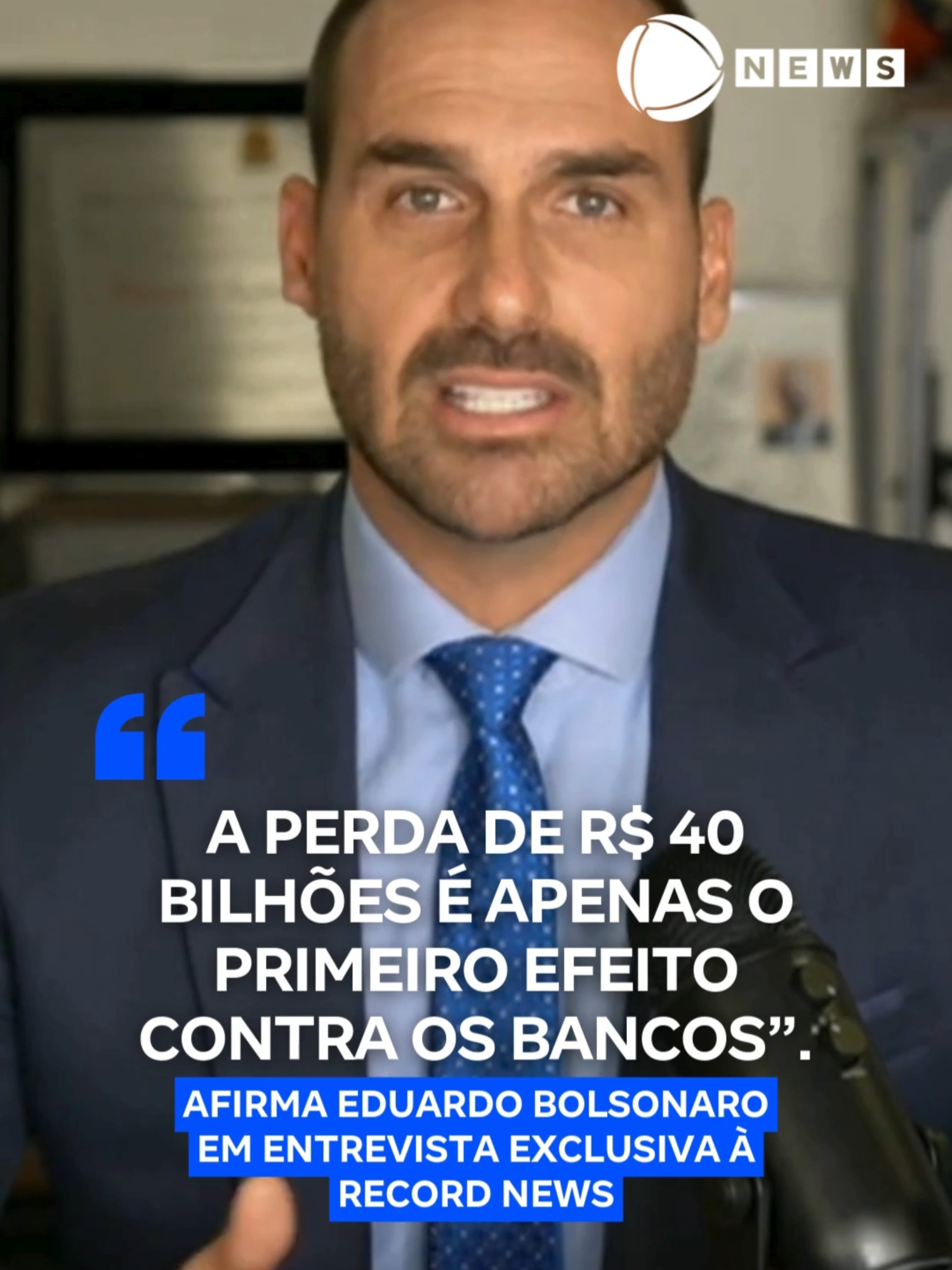 Eduardo Bolsonaro concedeu uma entrevista exclusiva à Record News nesta terça-feira (19) e falou sobre as sanções dos EUA. Segundo o deputado federal, a perda de R$ 40 bilhões é apenas 