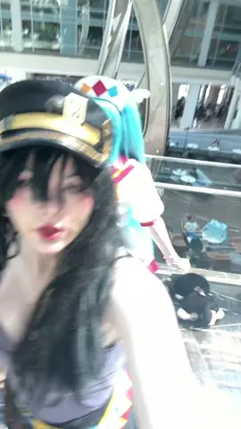 I once again, do a little dance ft. @Salem🤍 #otakon2025 #cosplay #hatsunemikucosplay #jotarokujocosplay 
