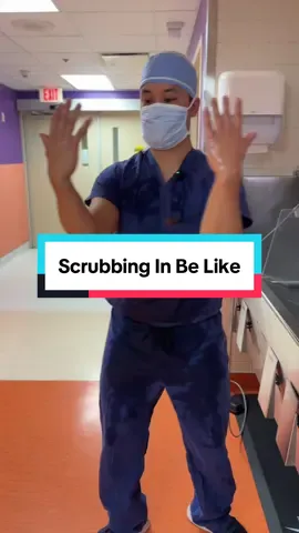 People who take the time to show you how to properly scrub 🥹 #medstudent #medschool #clinicalrotations #clerkship #surgery