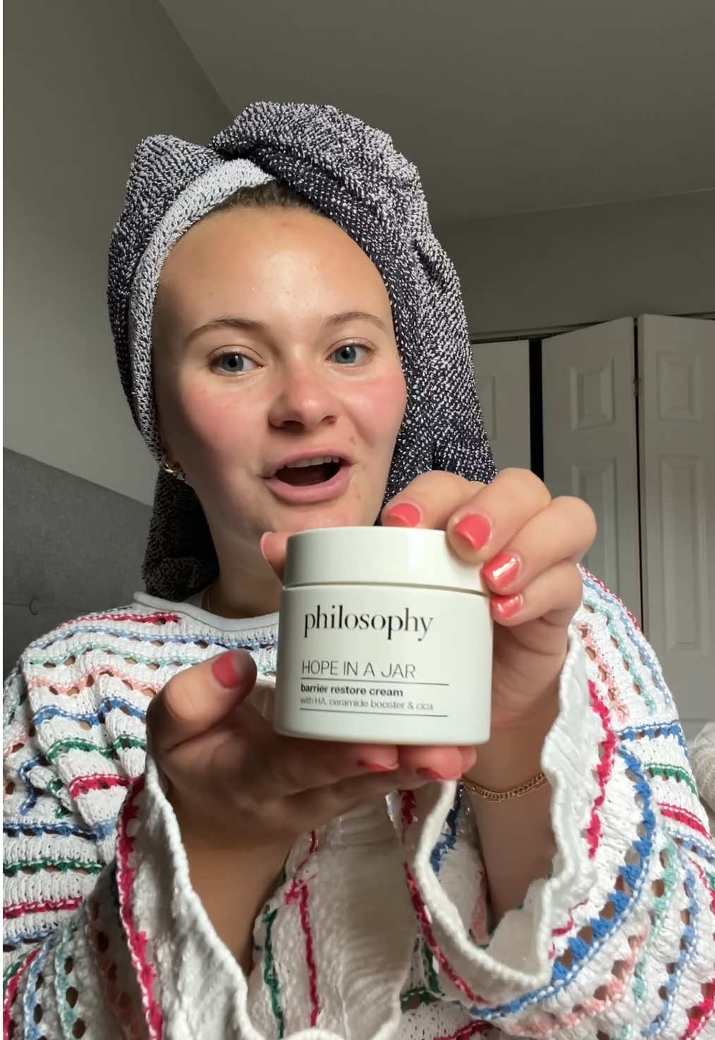 thought it was time to share my favorite barrier restoring cream with you guys!!! @philosophy #lovephilosophy #gifted #skinbarrier #barriercream 