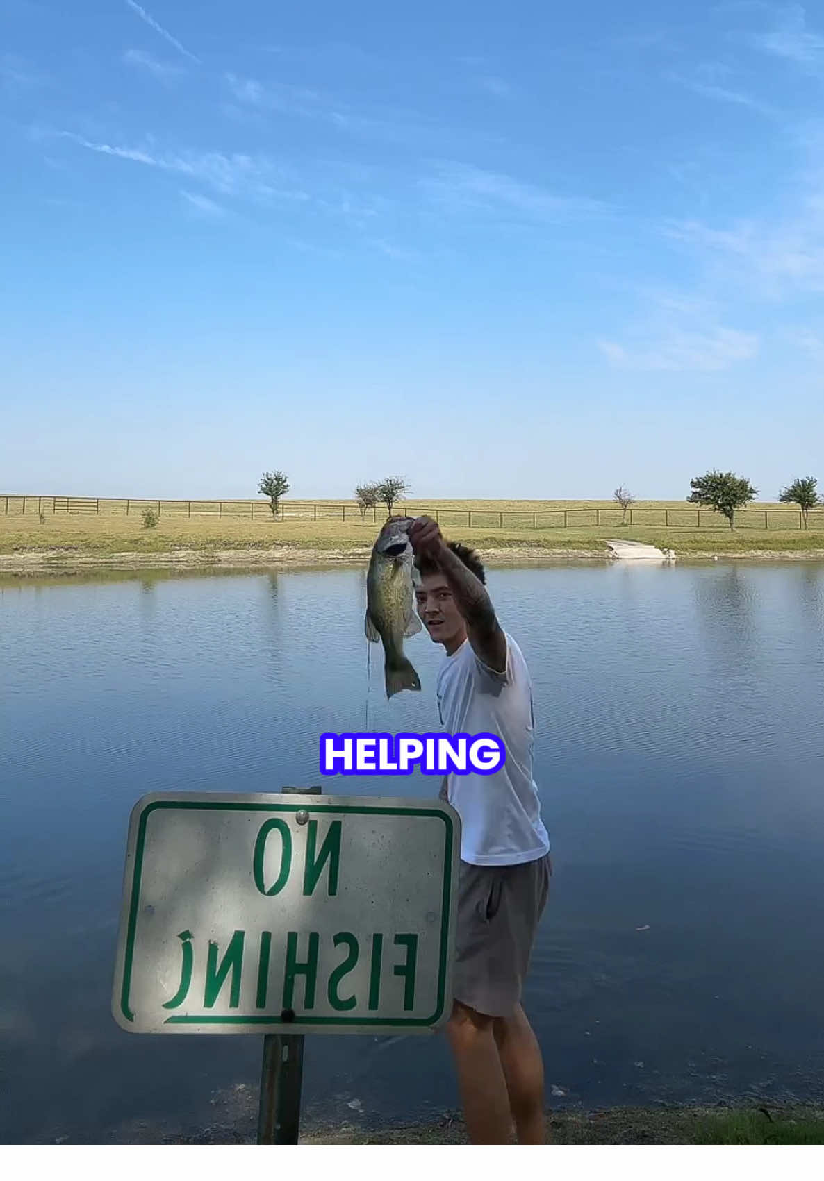 Half the time I’m just catching dinks🤦‍♂️🎣 #fishtok #fishinglife #fishingtiktoks #bassfishing #jesuslovesyou 