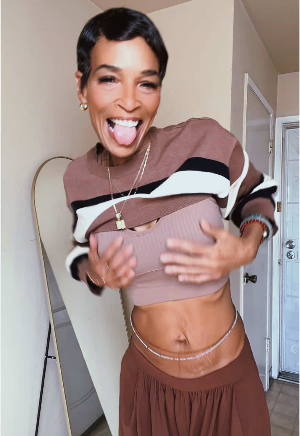 Ain’t no WAY hitttin’  this and I’m straight outta Oakland! 😝 dc: @Jordan Savage #newdc#bayarea#caligirl#cali#hyphy#doinitwellat57💋#trending#oncitas#fyp