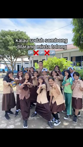 🤫🫳🏼 #sekolah #sekolahdasar #fyppppppppppppppppppppppp #fotolive #livephoto 