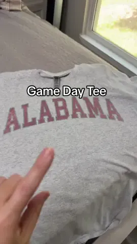 1 week left until kickoff! Grab up these vintage team shirts for game day! 🏈#gamedayoutfit #gamedayshirt #teamshirts #CollegeFootball 
