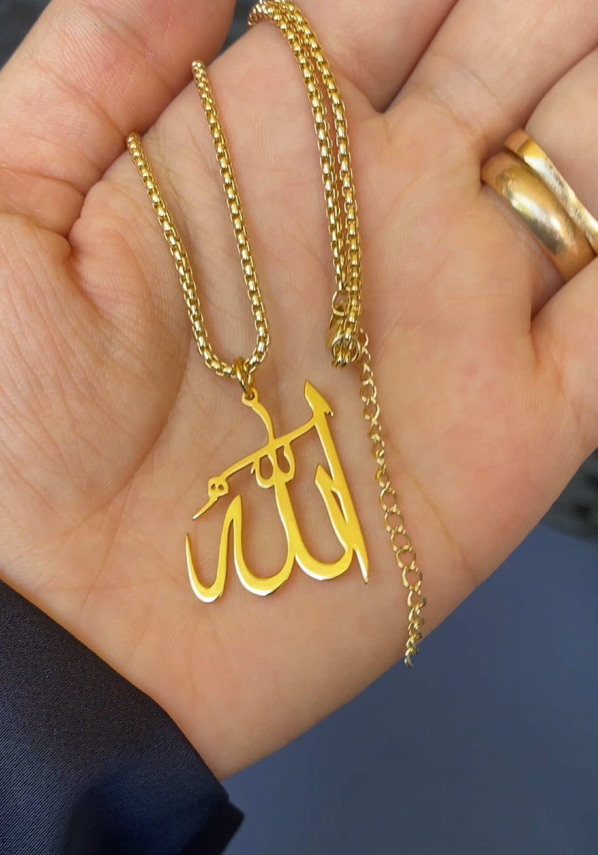 Premium Solid S925 Sterling Silver Handcrafted from luxury-grade silver, ensuring detail and lasting brilliance#allahnecklace #necklace #allahname #silver #fyp