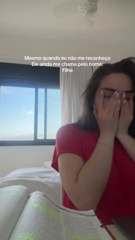 Não esquece que você é a menina dos olhos de Deus ❤️‍🩹