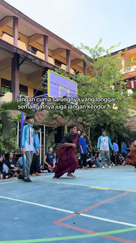 #lombabalapsarung 