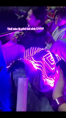 Fan nhà CYH Toàn phú bà🤑🤑. #xuhuongtiktok #tfgiatocf4 #chenyiheng #trandichhang 